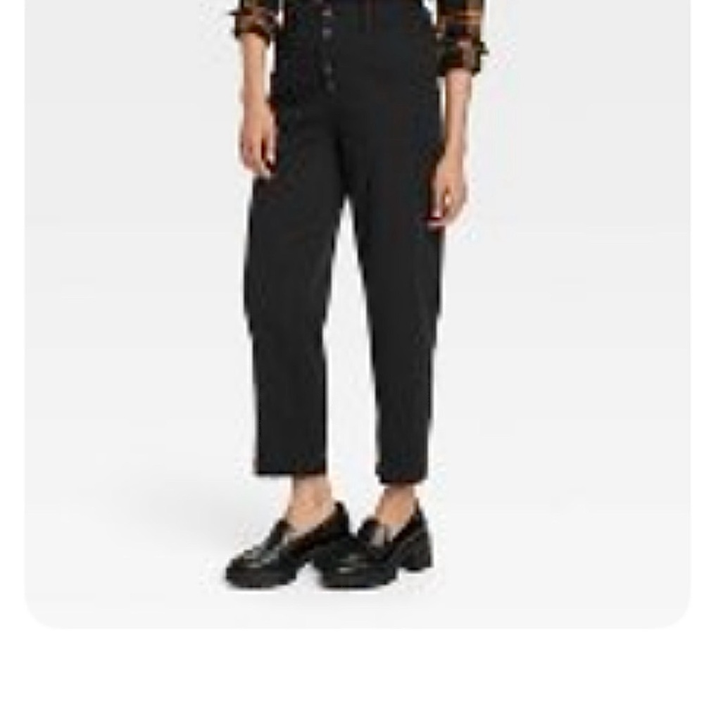 New! Women's Mid-Rise Tapered
Fit Pants - Knox Rose™
Black S- never been worn